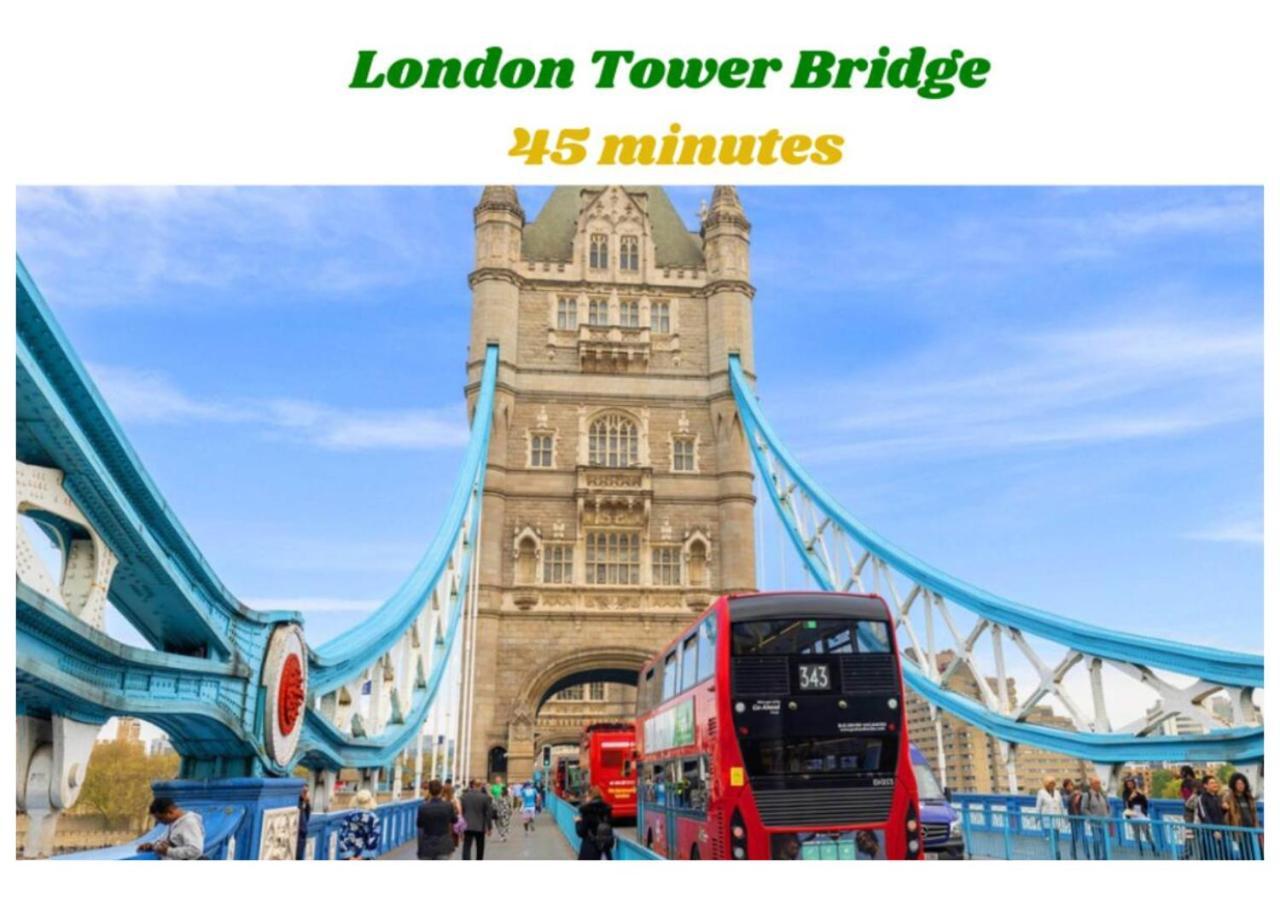 Elegant 2Br London Hideaway- King Bed, Sleeps 6 - Parking- Instant Book- 20 Percent Off Limited Time! בארנט מראה חיצוני תמונה